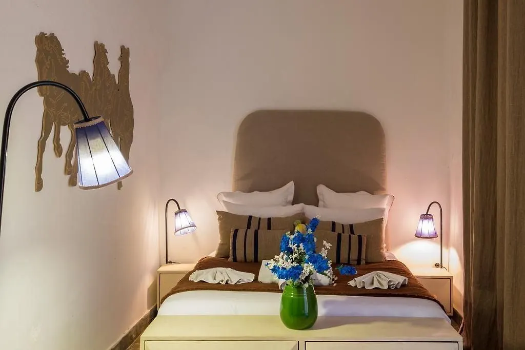 *** Otel Riad Luxe 40 Marakeş Fas